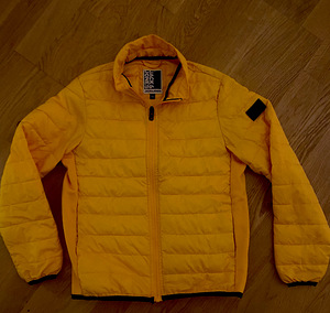 Poiste Jack&Jones jope, suurus 140 (1 foto / 1)