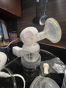 Электрический молокоотсос Tommee Tippee (3 фото из 3)
