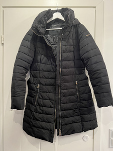 Женское черное пальто Esprit s.38 (2 фото из 4)