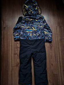 Зимний комбинезон Quiksilver (2 фото из 5)
