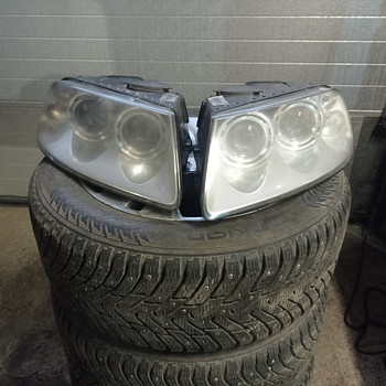 Esituled vw touareg 2005.a