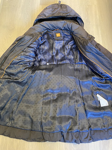 Куртка HuGO BOSS (2 фото из 6)