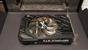 Palit GeForce GTX 1660 Ti (4 фото из 6)