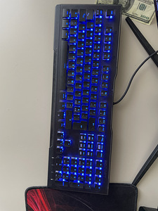 Клавиатура roccat (2 фото из 3)