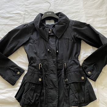 Красивая новая куртка UK 8 EU 36 Dorothy Perkins