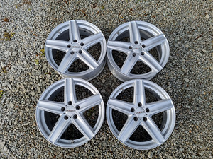 R18 Dezent veljed 5x112 (5 foto / 6)
