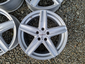 R18 Dezent veljed 5x112 (2 foto / 6)