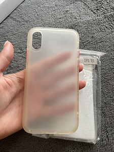 Чехол на iPhone XS (1 фото из 5)