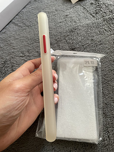Чехол на iPhone XS (2 фото из 5)