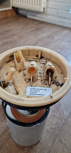 Fuel pump volvo 2015-.... (2 foto / 5)