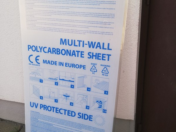 Kihtplastik plaadid 4mm , 105x200cm.