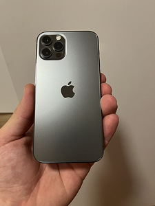 iPhone 12 Pro с двойной SIM-картой (3 фото из 7)