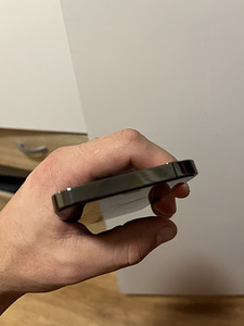 iPhone 12 Pro с двойной SIM-картой (5 фото из 7)