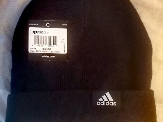 Шапка Adidas(новая)