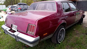 П/О Oldsmobile Cutlass LS Sedan '80 (4 фото из 8)