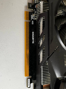 Видеокарта Gigabyte GeForce GTX 980 Windforce 3X / 4GB GDDR5 (4 фото из 7)