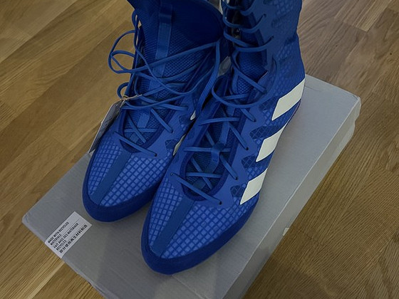 Боксерские бутсы Adidas Box Hog 4