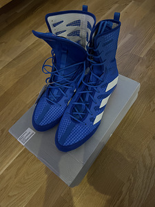 Боксерские бутсы Adidas Box Hog 4 (1 фото из 4)