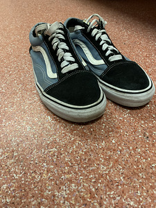 Vans кроссовки (2 фото из 2)