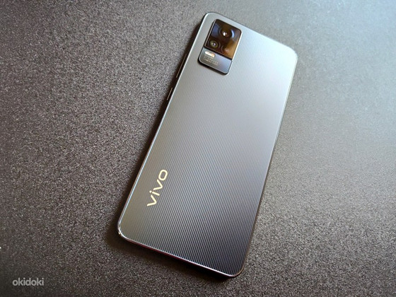 Телефон vivo V21e 8gb+4 128gb