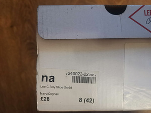 Uued Lee Cooper jalatsid 42(8) (3 foto / 7)