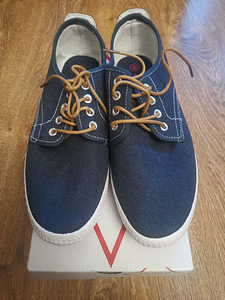 Uued Lee Cooper jalatsid 42(8) (5 foto / 7)