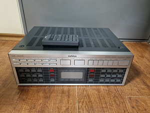 Revox B285 AM/FM стерео тюнер-усилитель (2 фото из 4)