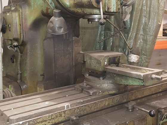 Vertikaalne freespink 6M13P