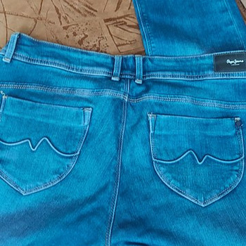 Pepe Jeans teksad 31/32 slim mid waist newbrooke