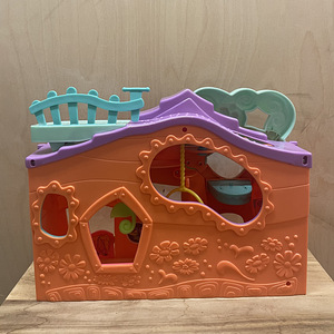 Littlest Pet Shop дом (5 фото из 5)