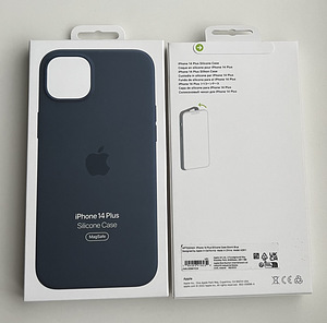 Apple iPhone 14 Plus Silicone Case with MagSafe (3 фото из 5)