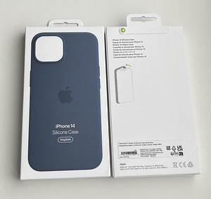Apple iPhone 14 Silicone Case with MagSafe (2 foto / 7)
