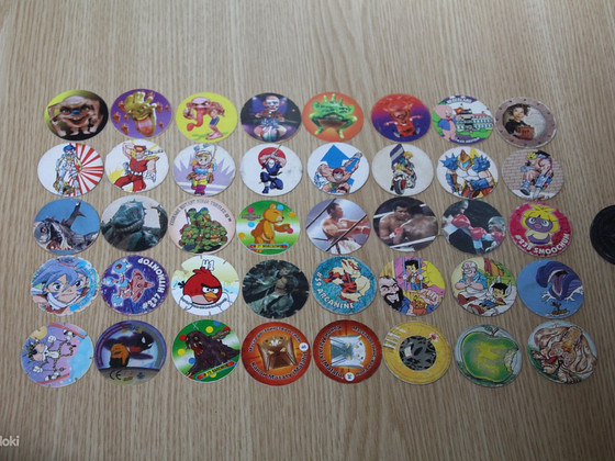 Игра Chupa Caps + покемоны 650 Caps