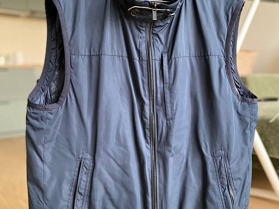 Мужской жилет Massimo Dutti. Размер М.