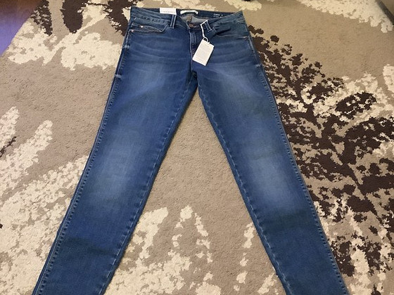 Джинсы Guess Curve x s:w28/L32