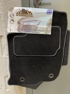 UUED Jalamatid Mammoth Toyota RAV4 2013 - 2019 (1 foto / 3)