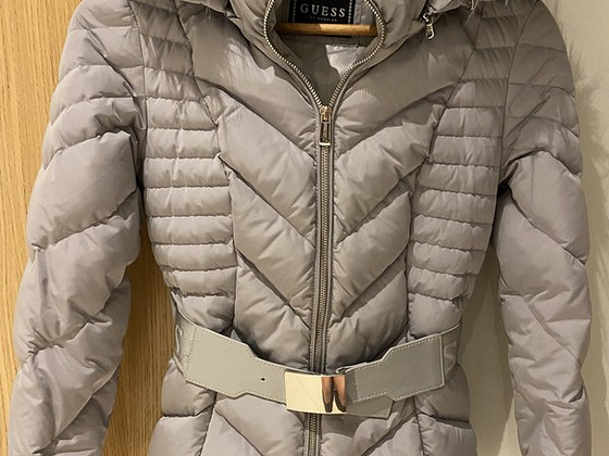 Guess пуховик XS