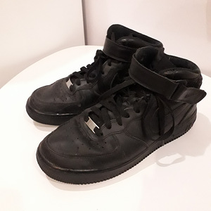 NIKE AIR FORCE, s 41 (1 foto / 3)
