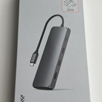Satechi USB-C Hybrid W/ SSD Enclosure Adapter