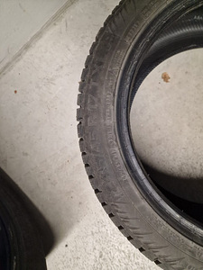 Talverehvid Continental 245/45/17 (4 foto / 8)