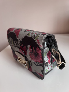 Сумка Furla оригинальная (3 фото из 5)