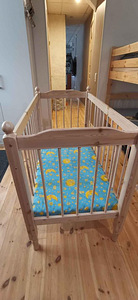 Puidust lastevoodi 120x60 (1 foto / 3)