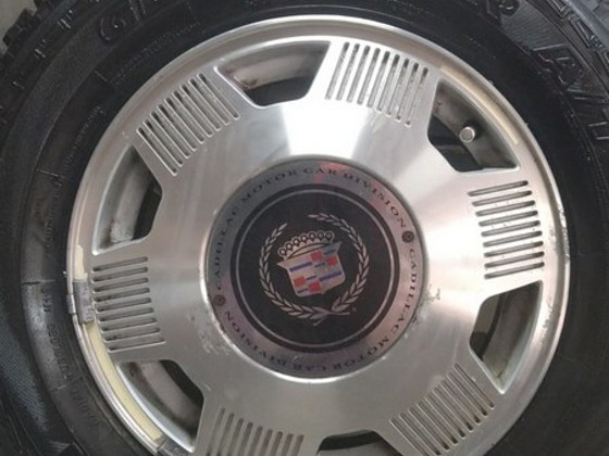 15-дюймовые диски Cadillac (5x115) + ламели 205/70R15
