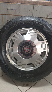 15-дюймовые диски Cadillac (5x115) + ламели 205/70R15 (1 фото из 5)