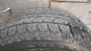 15-дюймовые диски Cadillac (5x115) + ламели 205/70R15 (4 фото из 5)