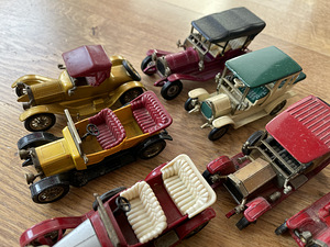 СТАРЫЕ МОДЕЛИ MATCHBOX YESTERYEAR (2 фото из 8)