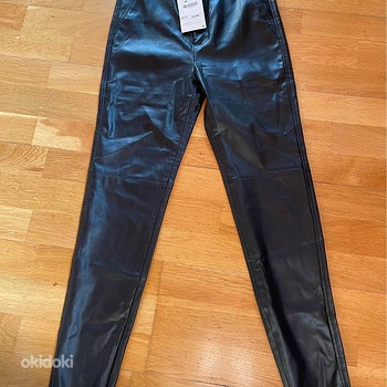 Новые брюки Zara