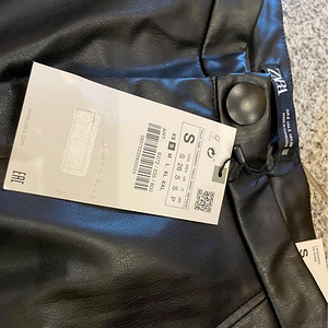 Новые брюки Zara (2 фото из 2)