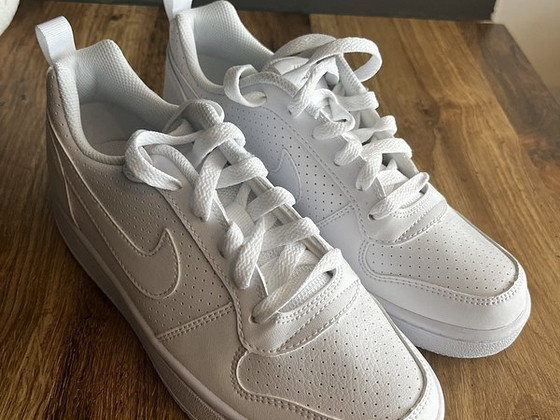 Кроссовки (Nike )