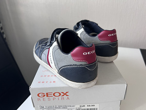 Geox tossud, suurus 34 (2 foto / 2)
